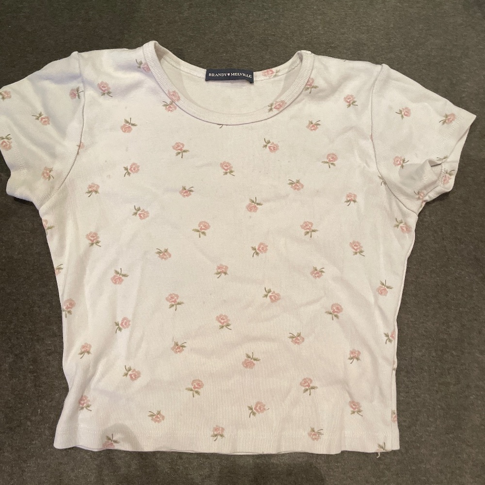 Brandy Melville top with flowers